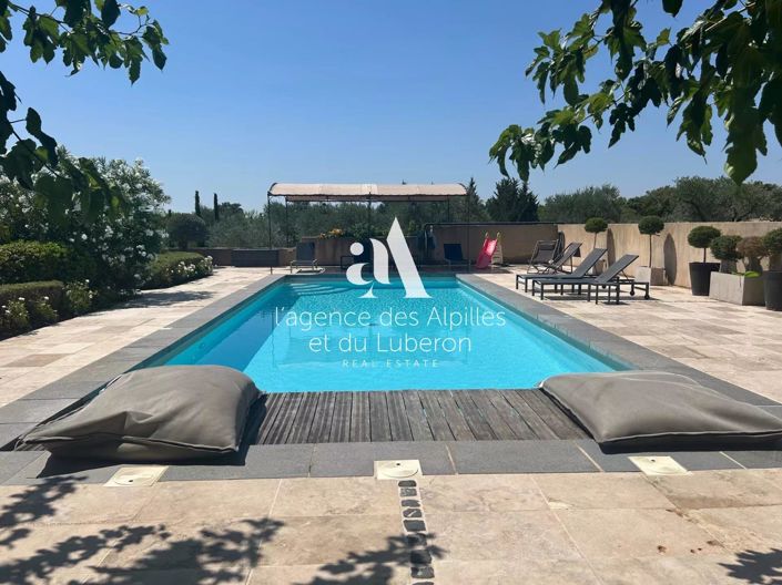 Image No.6-Maison de 5 chambres à vendre à Gordes