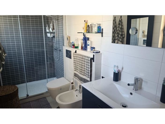 Image No.12-3 Bed House for sale