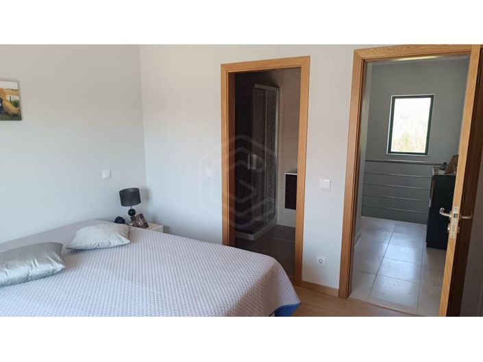 Image No.30-3 Bed House for sale