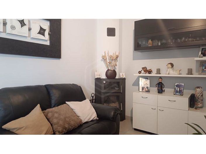 Image No.5-3 Bed House for sale