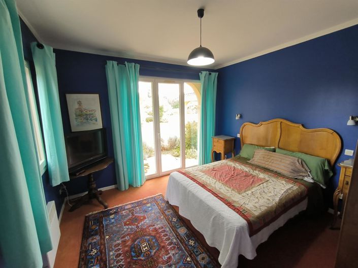 Image No.11-6 Bed House for sale