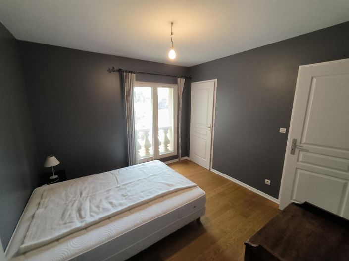 Image No.14-6 Bed House for sale