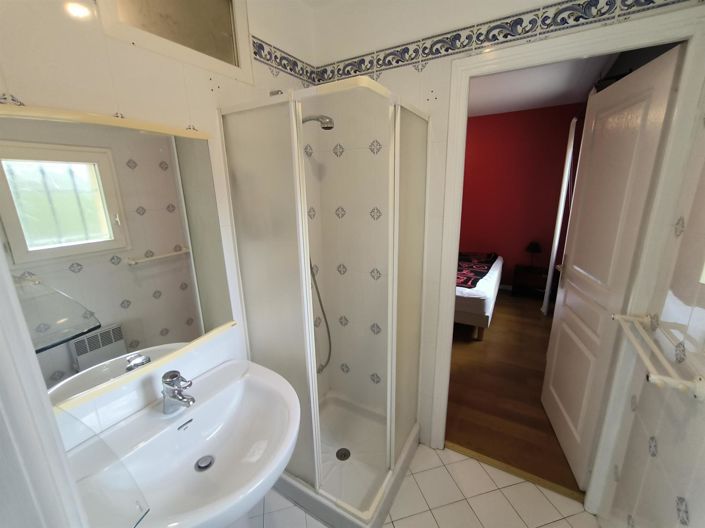 Image No.15-6 Bed House for sale