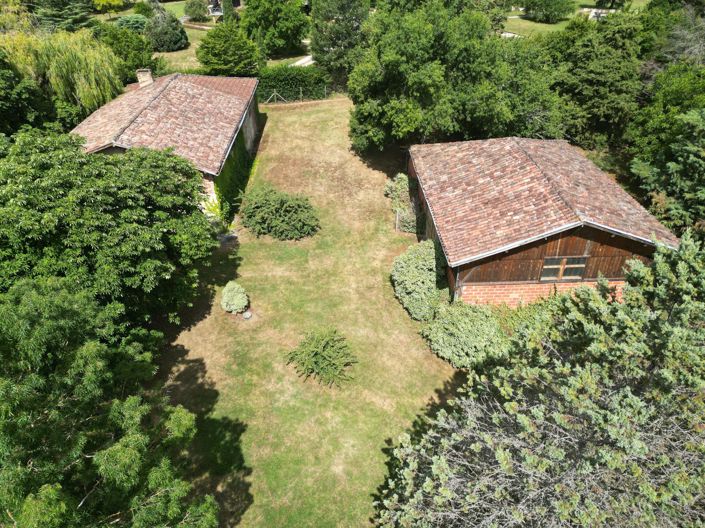 Image No.20-6 Bed House for sale