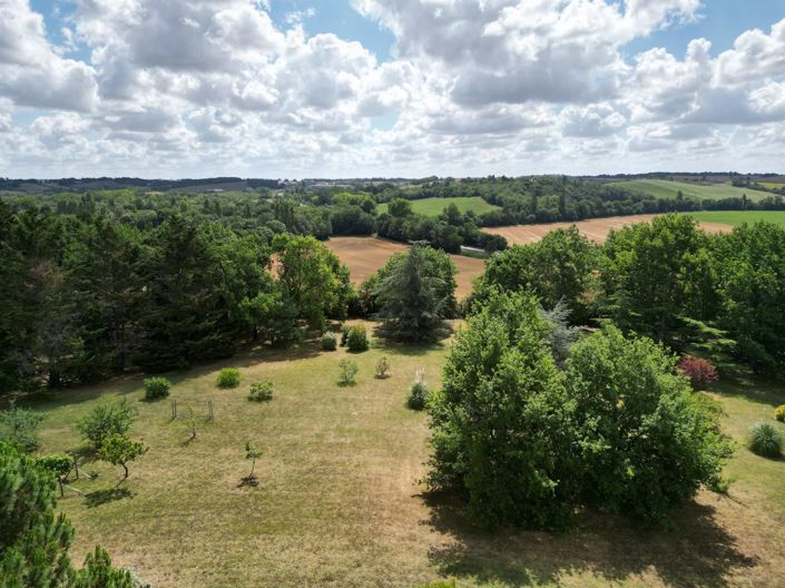 Image No.5-6 Bed House for sale