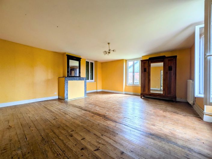 Image No.11-4 Bed House for sale