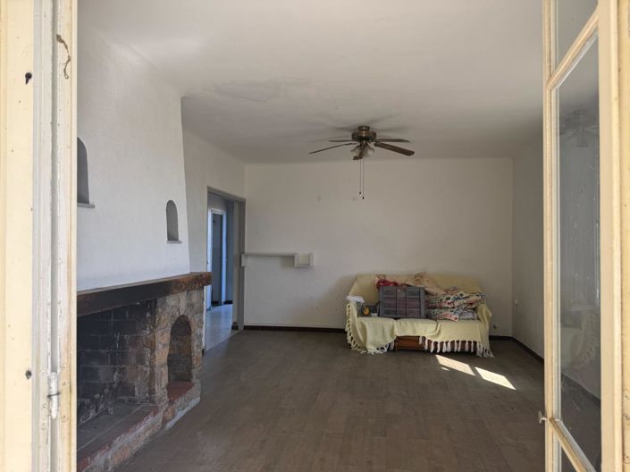 Image No.16-4 Bed House for sale