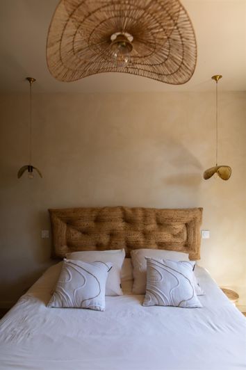 Image No.5-6 Bed House for sale