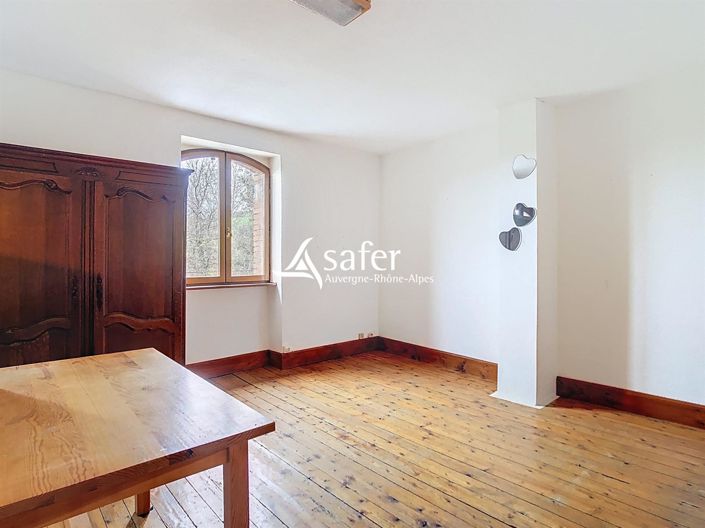 Image No.11-6 Bed House for sale