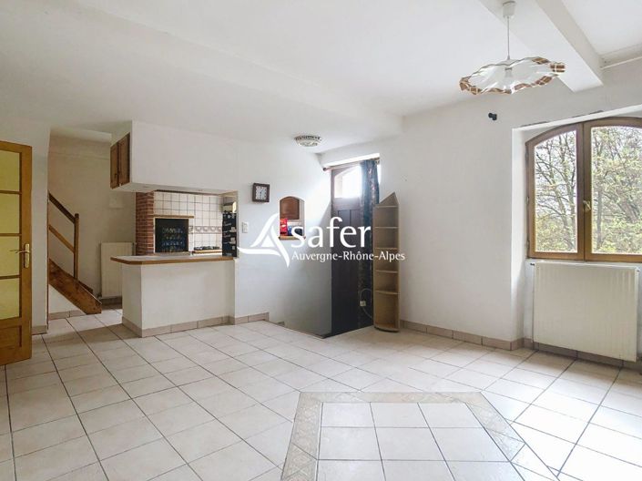 Image No.8-6 Bed House for sale