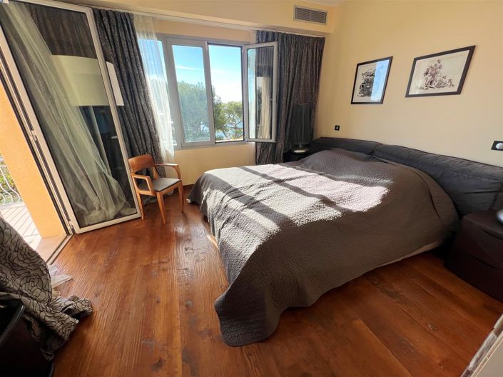 Image No.13-4 Bed House for sale