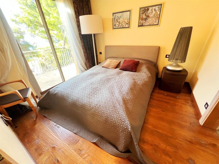 Image No.16-4 Bed House for sale