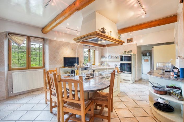 Image No.4-4 Bed House for sale