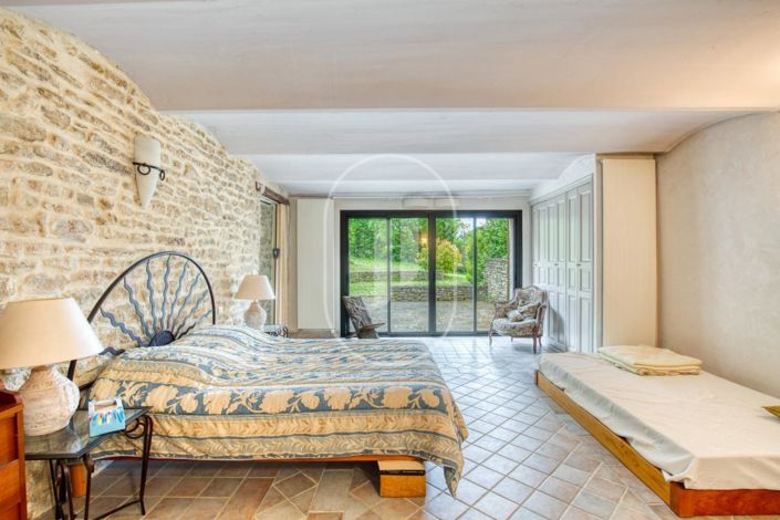 Image No.9-4 Bed House for sale