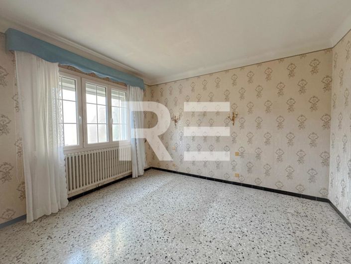 Image No.9-4 Bed House for sale