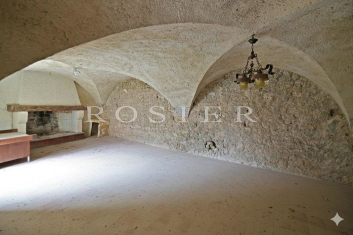 Image No.5-Maison de 15 chambres à vendre à Robion