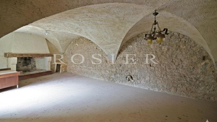Image No.5-15 Bed Property for sale