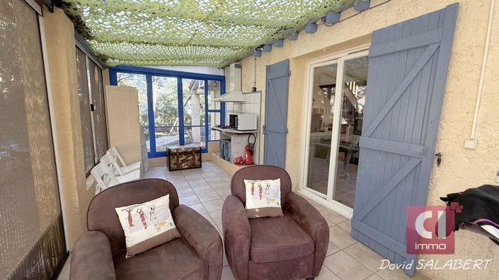 Image No.14-4 Bed House for sale