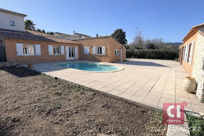 Image No.11-5 Bed House for sale