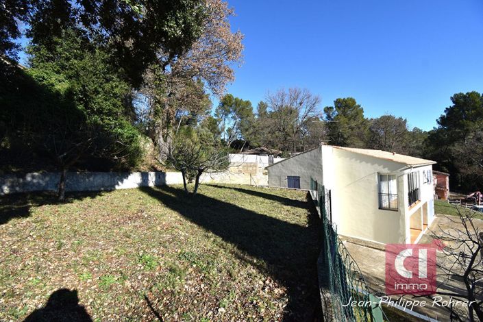 Image No.10-3 Bed House for sale