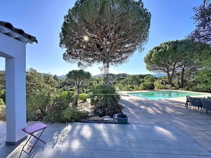 Image No.18-3 Bed House for sale