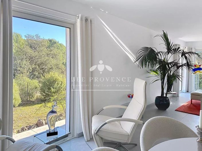 Image No.23-3 Bed House for sale