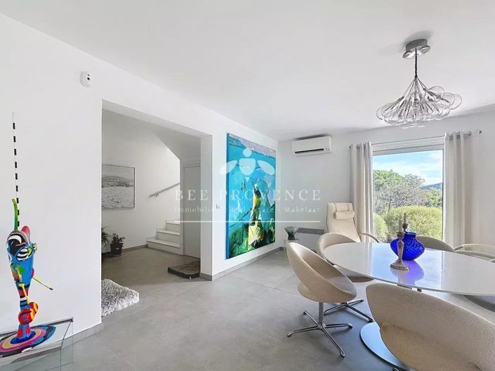 Image No.6-3 Bed House for sale