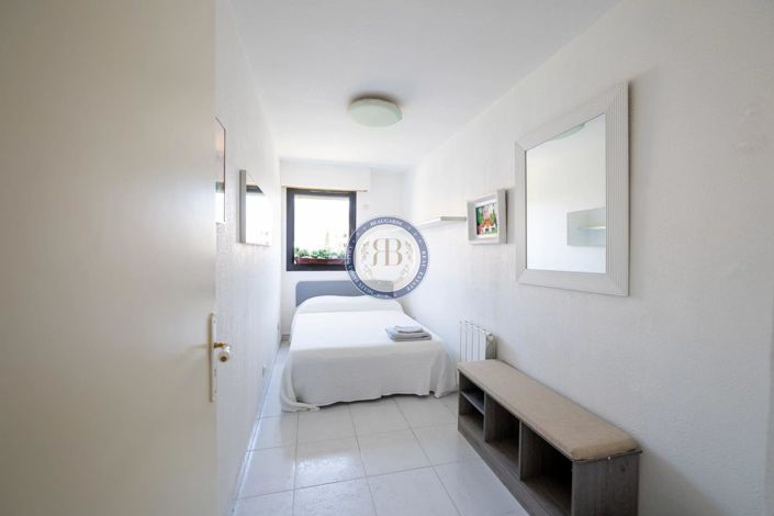 Image No.12-2 Bed Apartment for sale