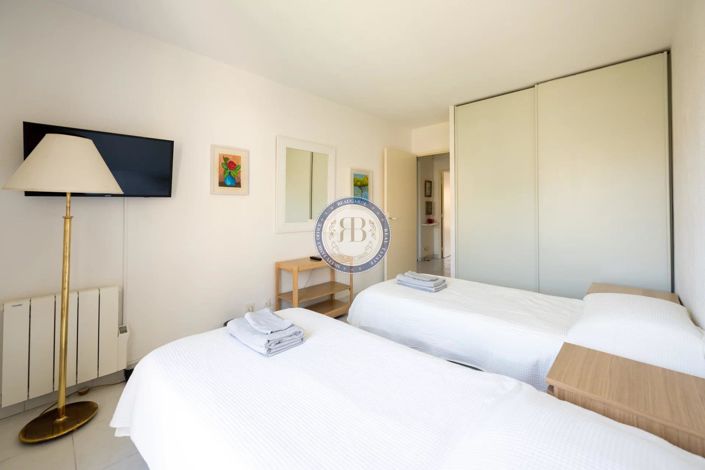 Image No.19-2 Bed Apartment for sale