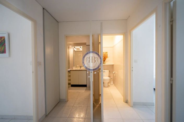 Image No.22-2 Bed Apartment for sale