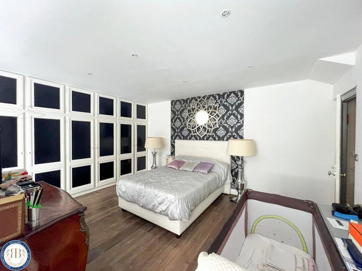 Image No.17-Maison à vendre à Paris