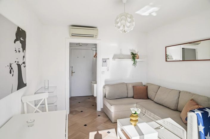 Image No.6-Apartment for sale