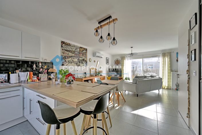 Image No.4-3 Bed House for sale