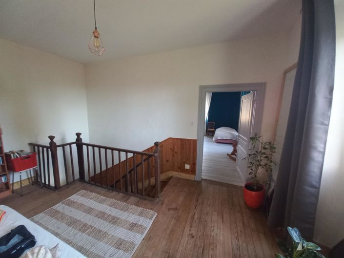 Image No.13-2 Bed House for sale