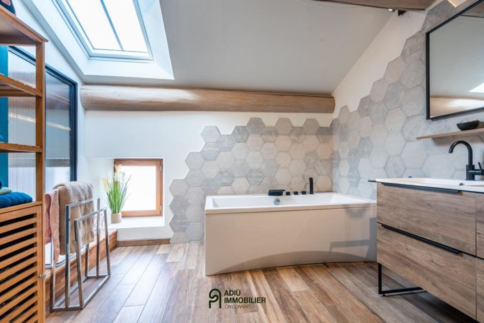 Image No.13-6 Bed House for sale