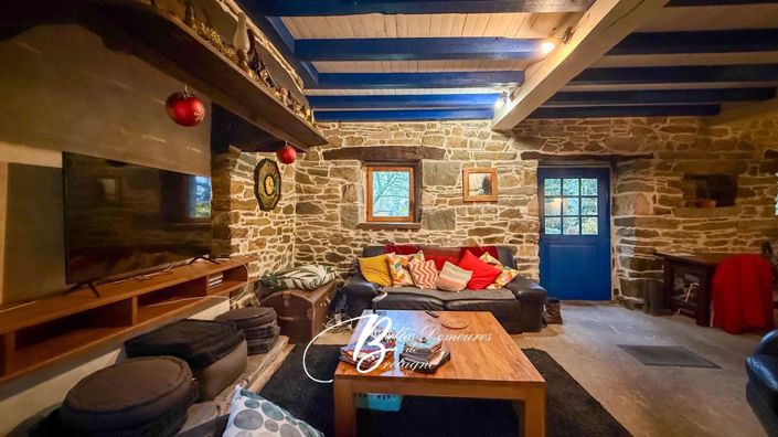 Image No.11-6 Bed House for sale