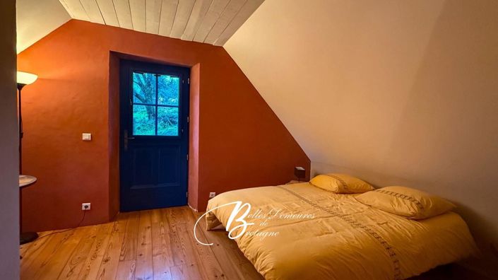 Image No.15-6 Bed House for sale