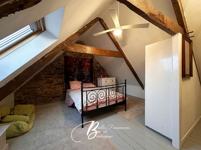 Image No.12-4 Bed House for sale