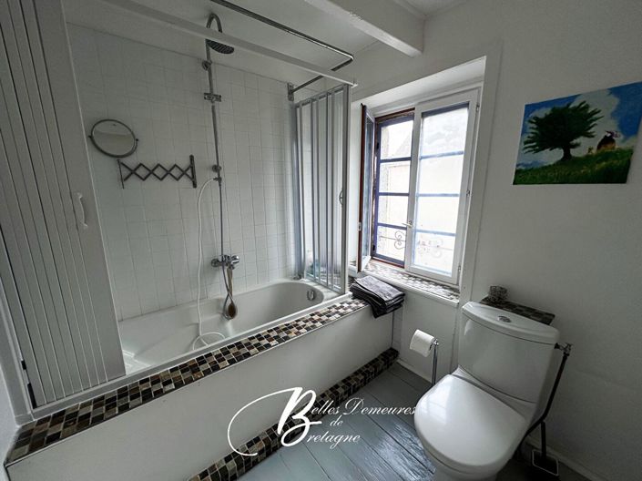 Image No.8-4 Bed House for sale