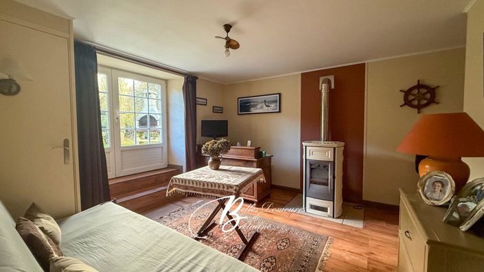 Image No.12-4 Bed House for sale