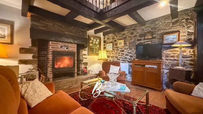 Image No.8-4 Bed House for sale