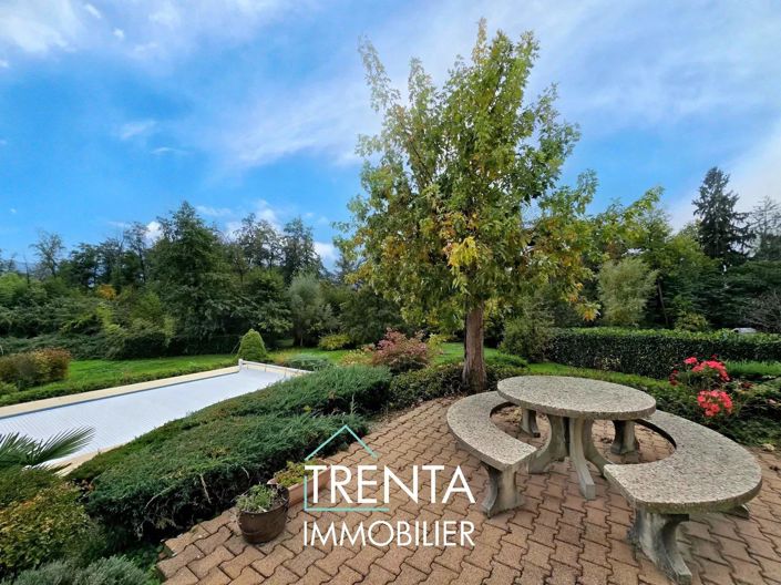 Image No.12-6 Bed House for sale