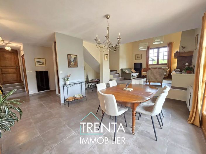 Image No.4-6 Bed House for sale