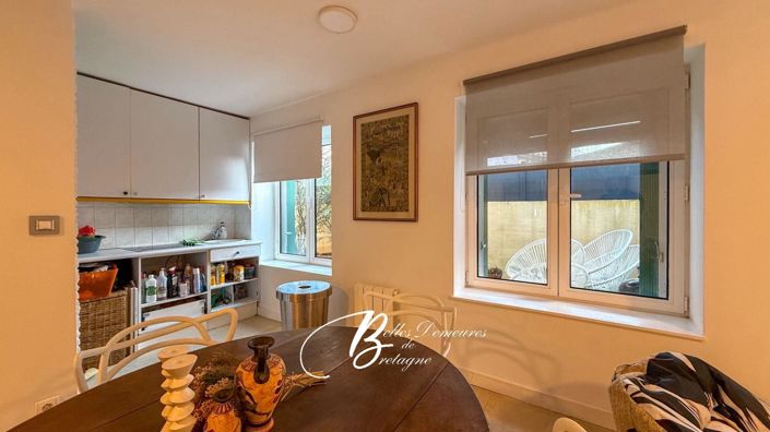 Image No.19-6 Bed House for sale