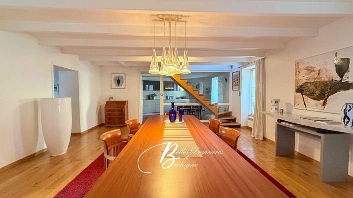 Image No.3-6 Bed House for sale