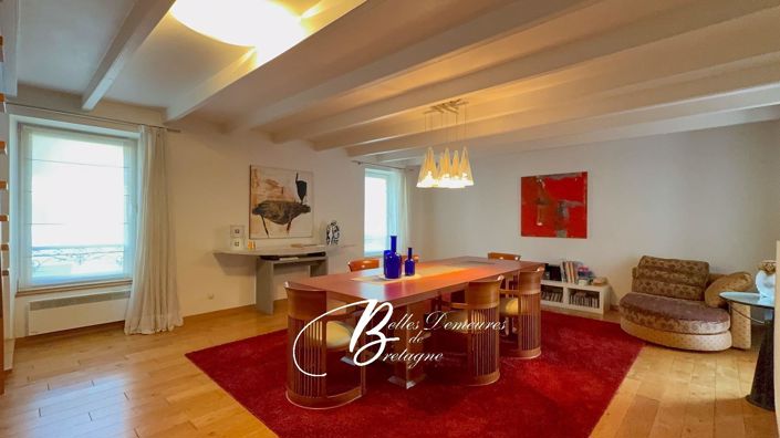 Image No.4-6 Bed House for sale