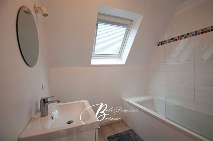 Image No.16-4 Bed House for sale