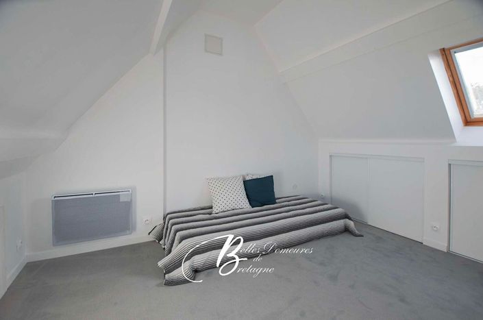 Image No.17-4 Bed House for sale