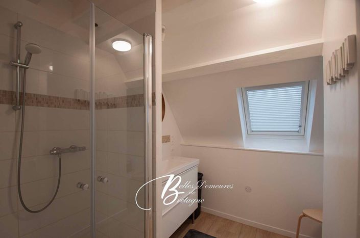 Image No.18-4 Bed House for sale