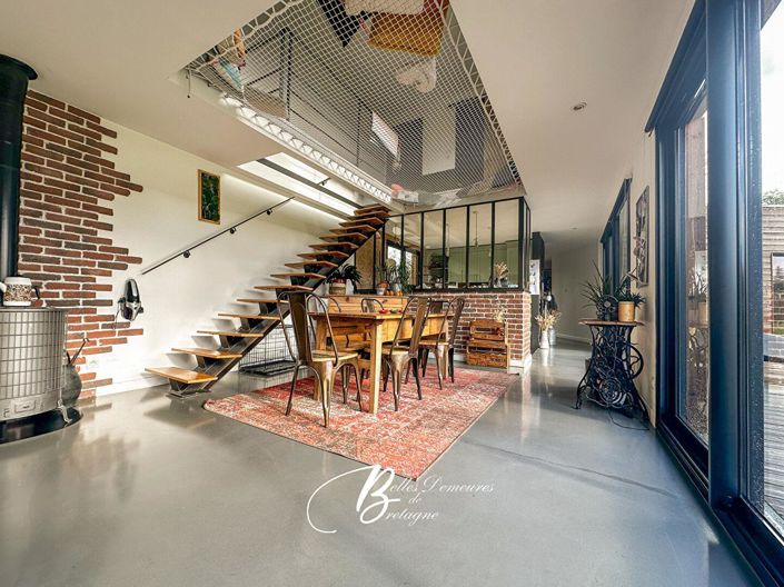 Image No.4-5 Bed House for sale